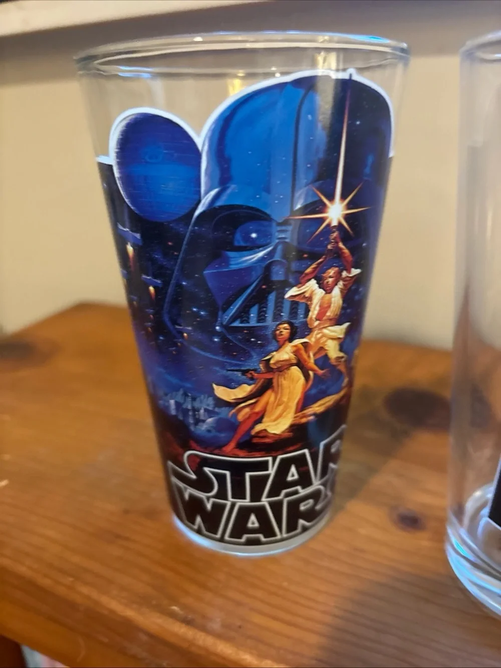 Star Wars Pint Glass Set with Green Yoda and Gold C-3PO Art